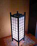 Японская лампа из натуральных материалов