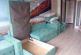 Угловой диван+ кресло кровать в отличном состоянии